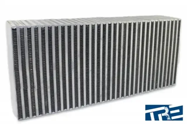 TRE – Núcleo del intercooler Nissan GTR, R35 (CGTR)